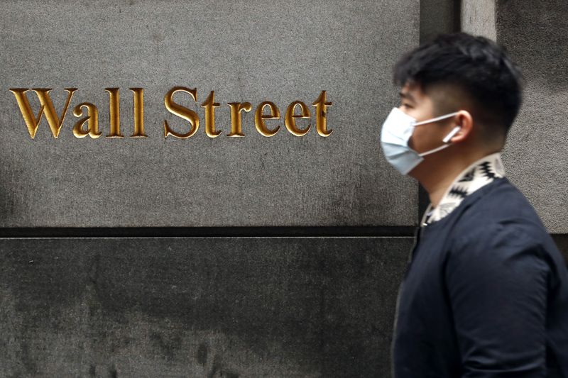 Dow futures slip following oil surge, JOLTs in focus